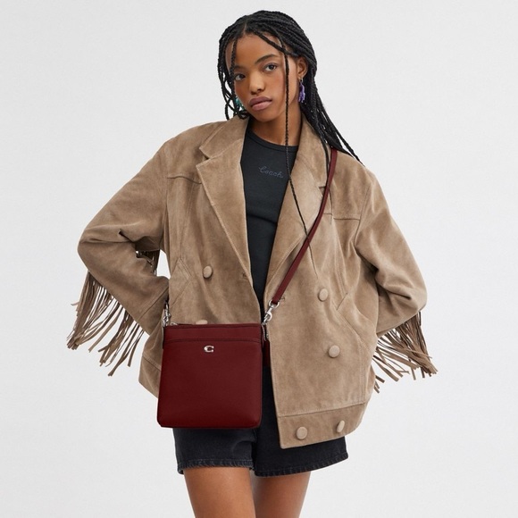 Coach Kitt Messenger Crossbody, 7.75” x 8.75” x 1.0” - Picture 1 of 13